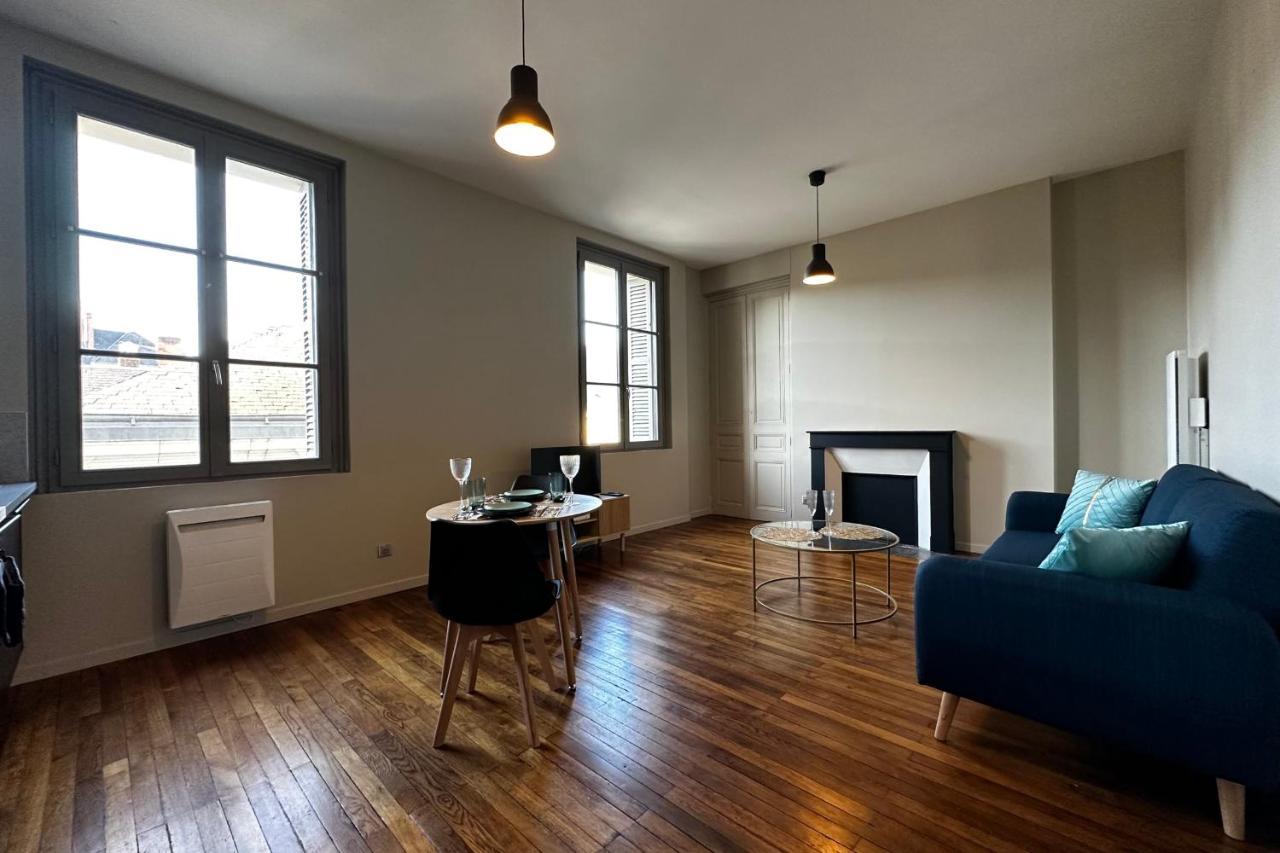 Le Magistral Beautiful One-Bedroom Apartment In The Historic Heart Of טור מראה חיצוני תמונה