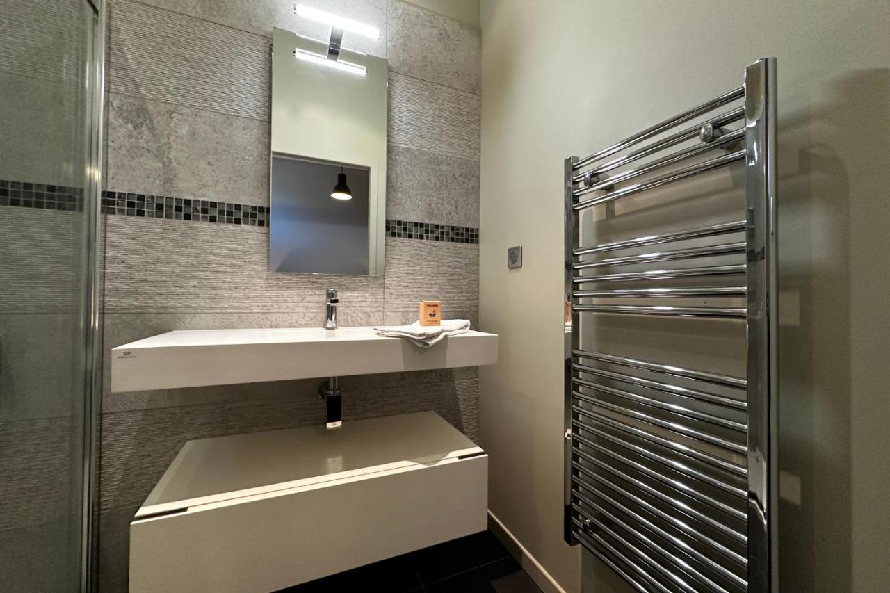 Le Magistral Beautiful One-Bedroom Apartment In The Historic Heart Of טור מראה חיצוני תמונה